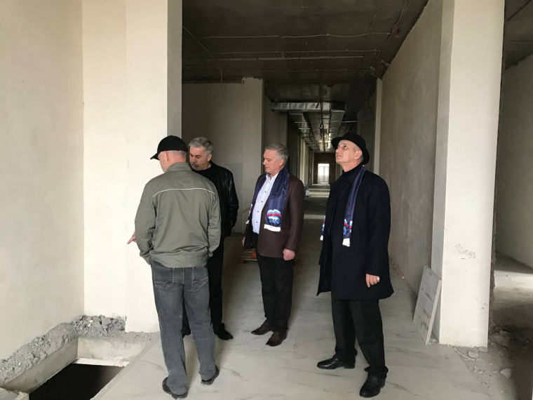 «Партийный десант» проверил ход строительства школы в с.п Верхние Ачалуки. «Партийный десант» проверил ход строительства школы в с.п Верхние Ачалуки.